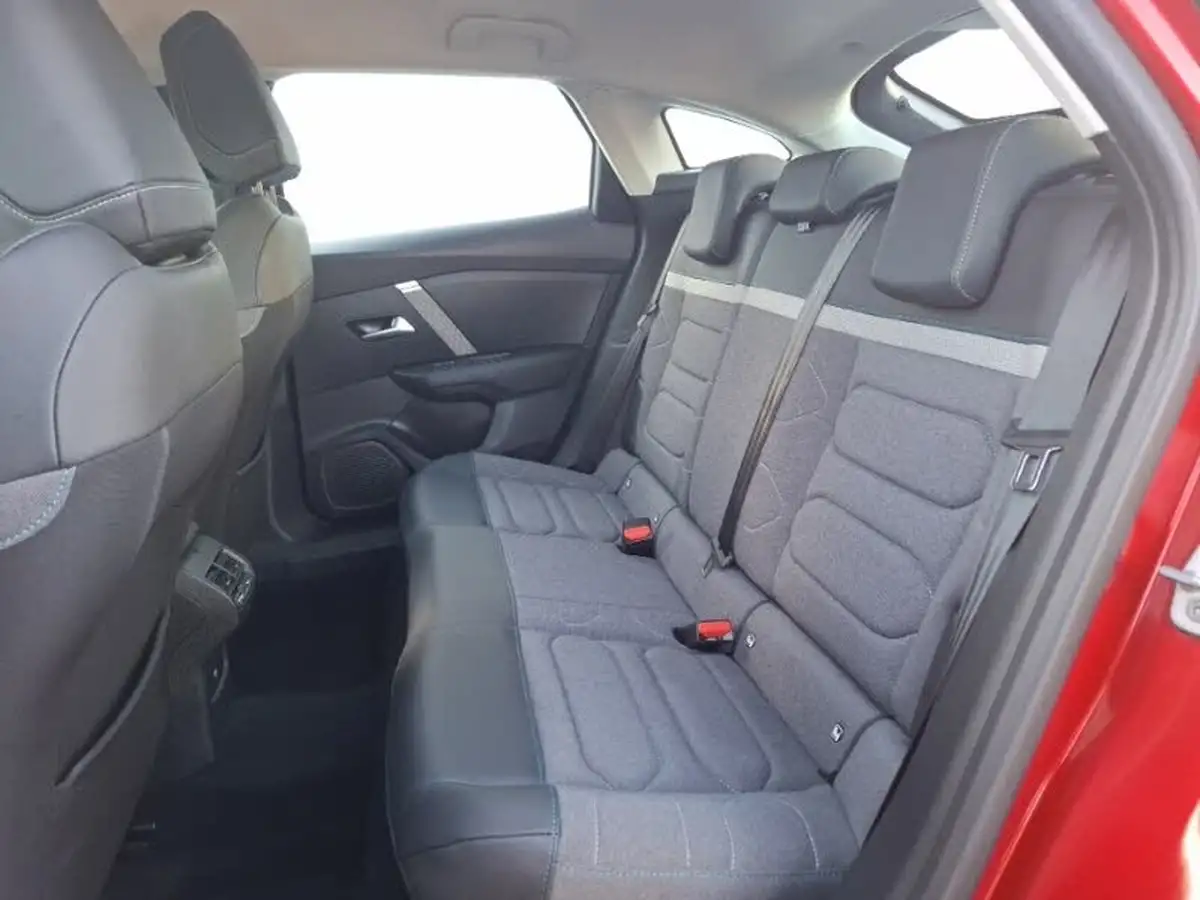2023-citroen-c4-12-puretech-sense-big-5