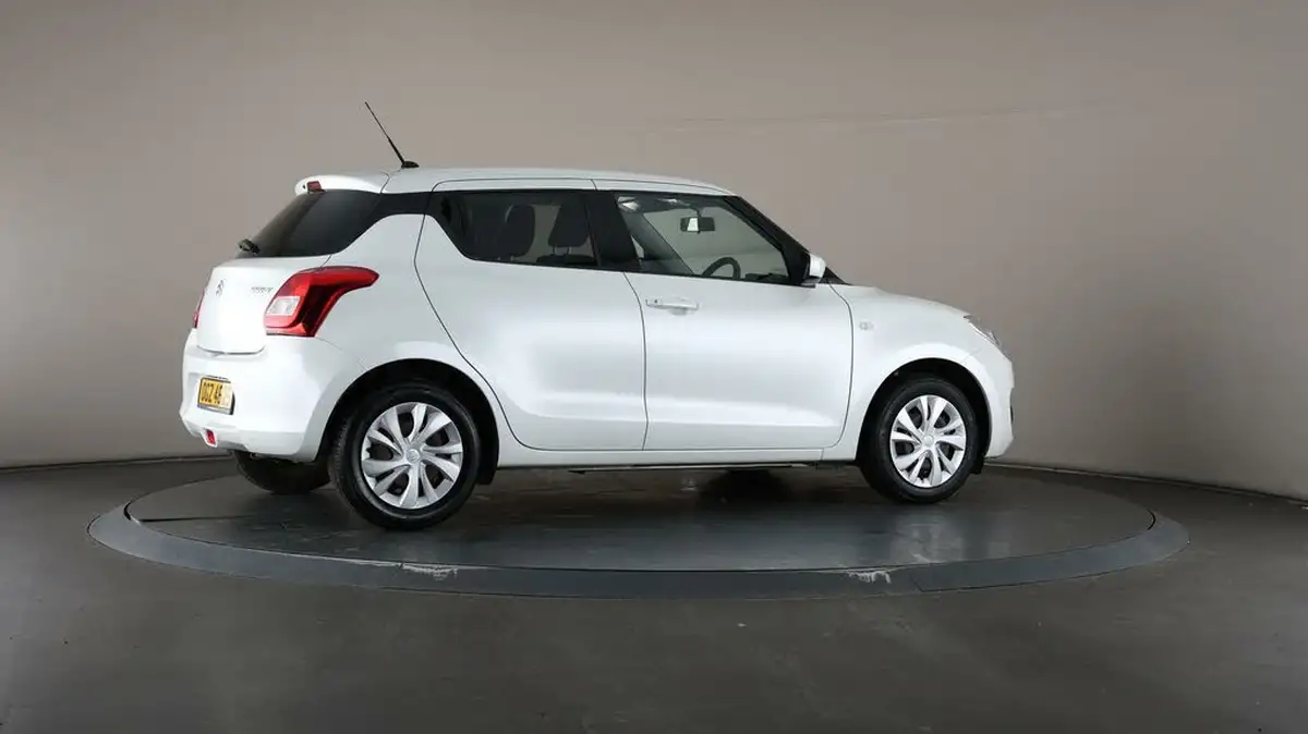 2019-suzuki-swift-12-dualjet-attitude-big-61