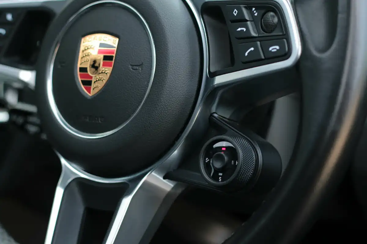 2021-porsche-cayenne-30-v6-e-hybrid-462ps-station-wagon-big-52