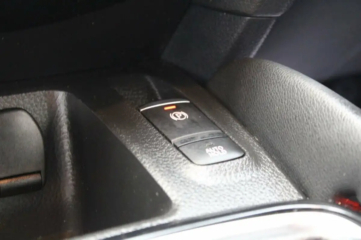 2019-nissan-qashqai-15dci-acenta-premium-heat-pack-big-25