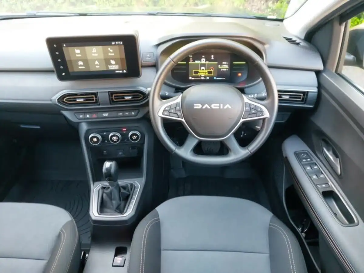2024-dacia-jogger-16-tce-extreme-big-6