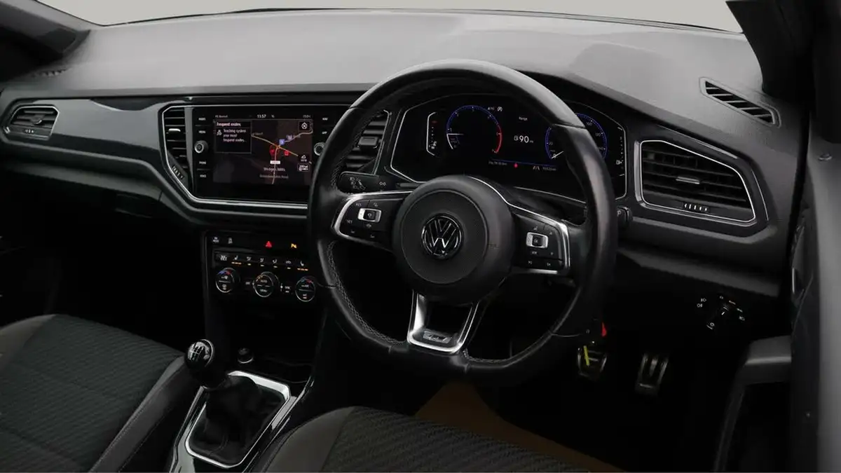 2019-volkswagen-t-roc-16tdi-r-line-big-8