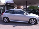 2010-volvo-c30-16td-r-design-small-1