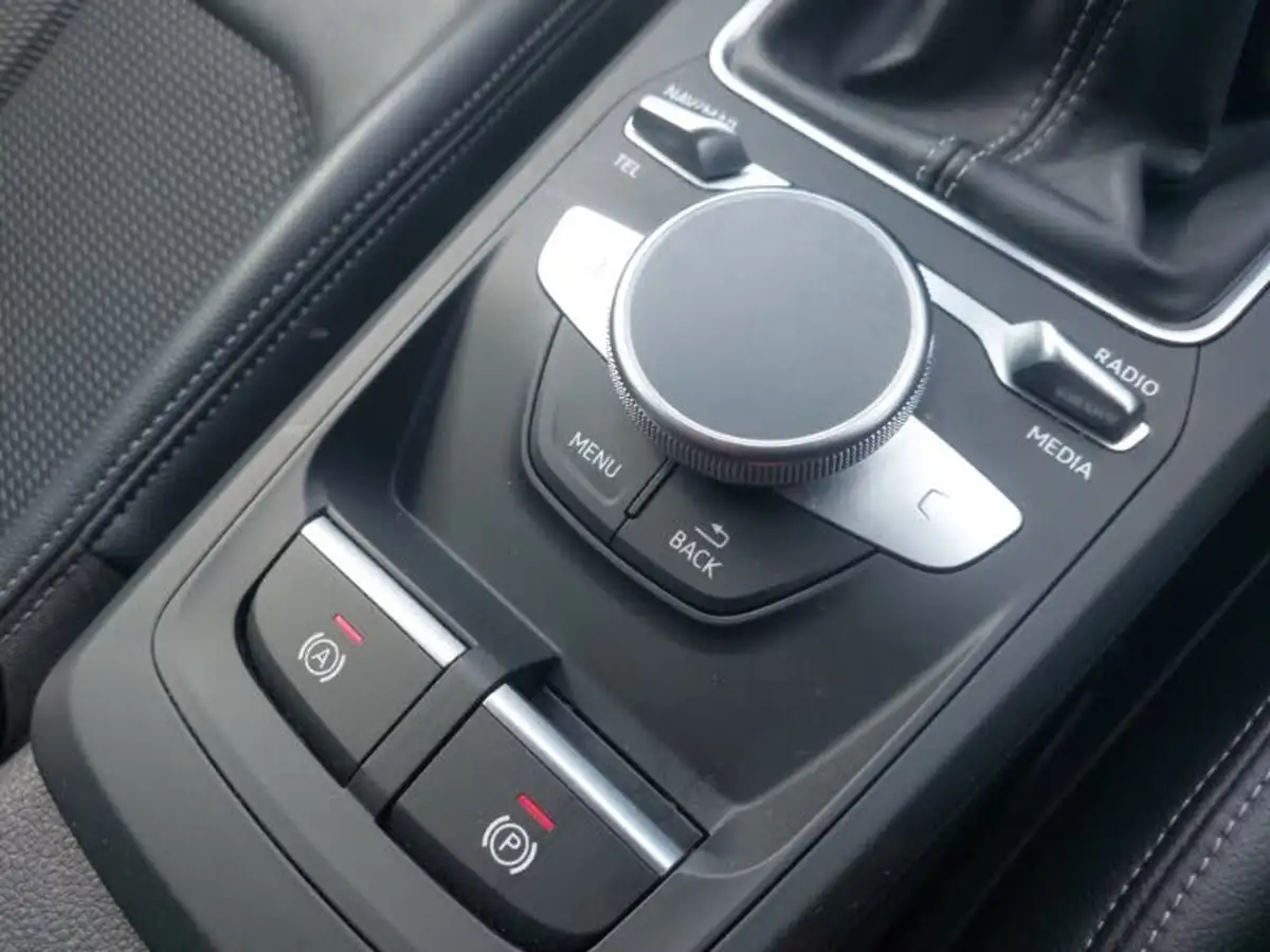2022-audi-q2-15-35-tfsi-s-line-big-15