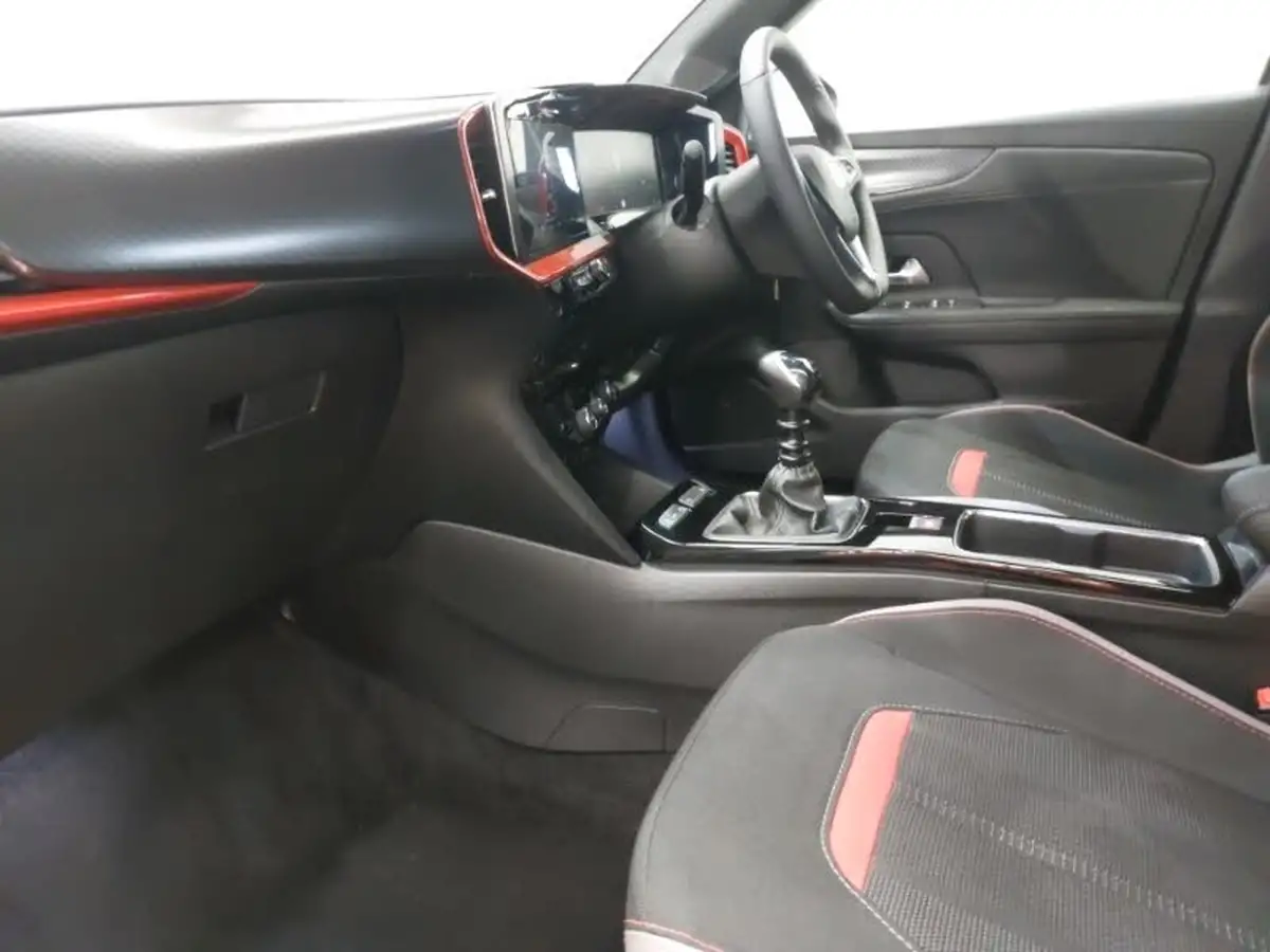 2024-vauxhall-mokka-12-gs-136ps-big-4