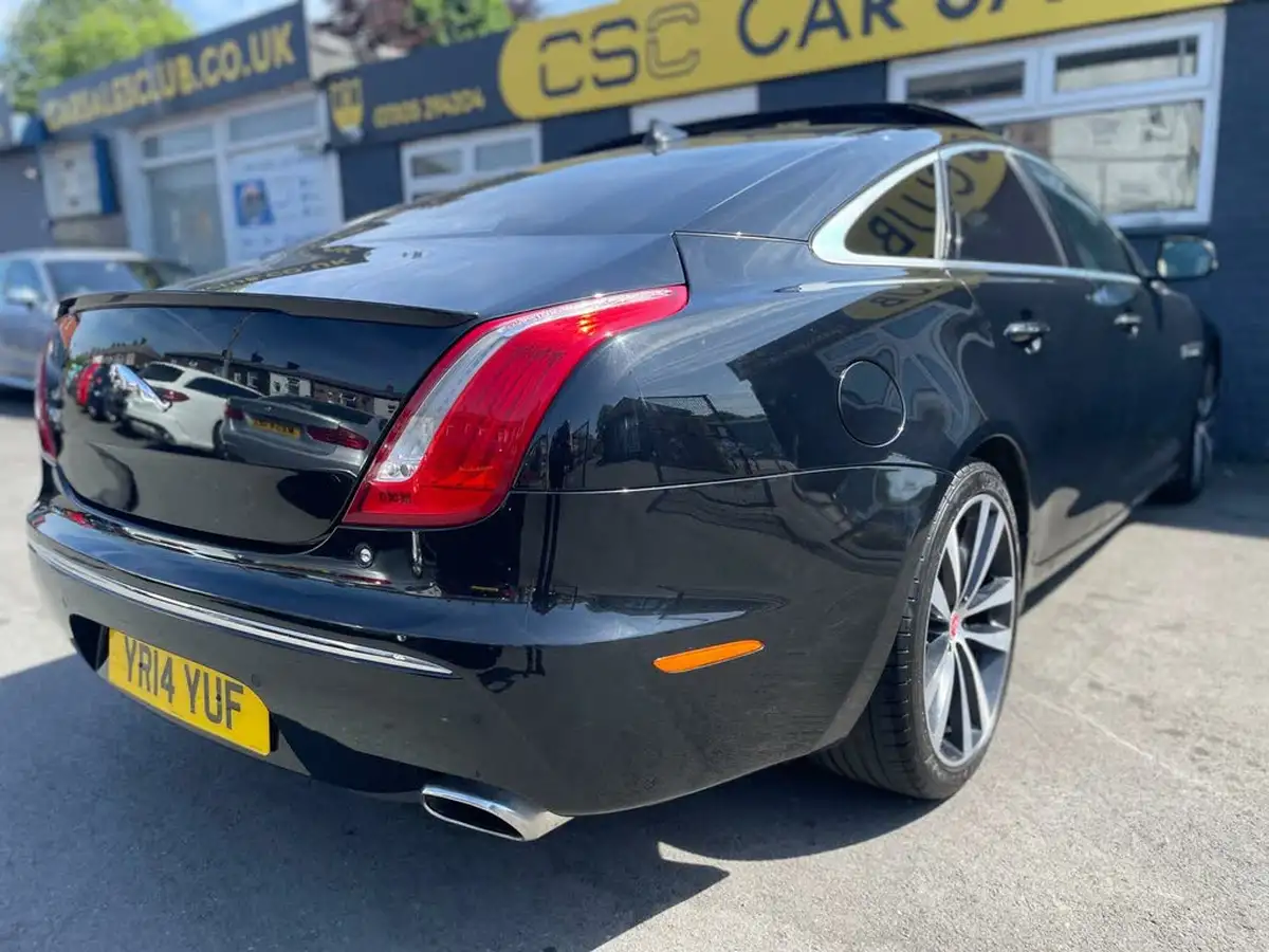 2014-jaguar-xj-series-30td-xj-portfolio-swb-auto-big-13