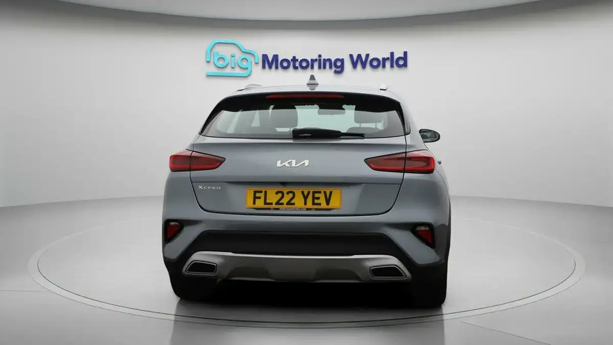 2022-kia-xceed-10-t-gdi-2-big-6