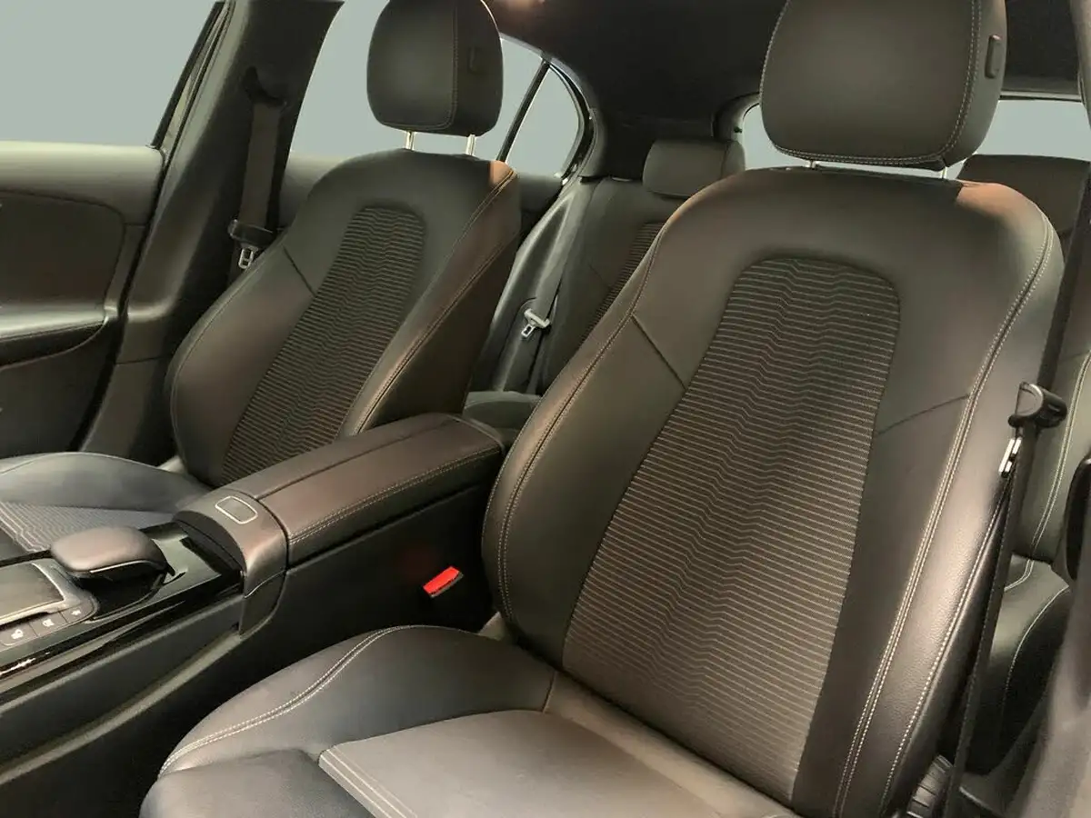 2020-mercedes-benz-a-class-15d-a180d-sport-executive-hatchback-5d-7g-dct-big-30