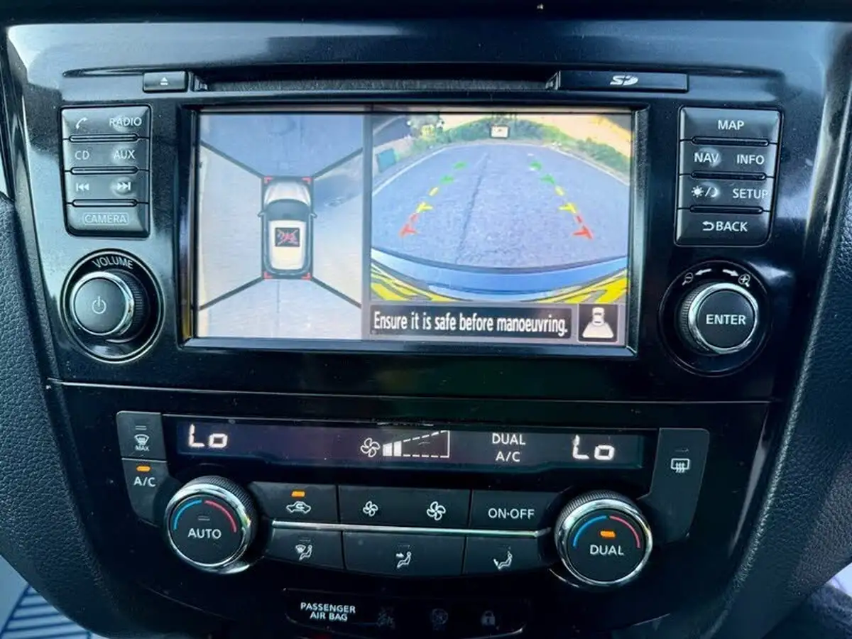 2015-nissan-qashqai-12-n-tec-big-13