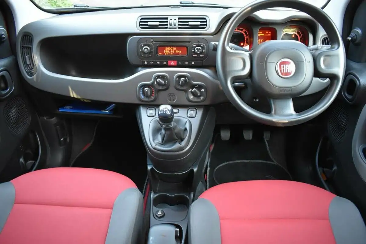 2015-fiat-panda-12-pop-big-4