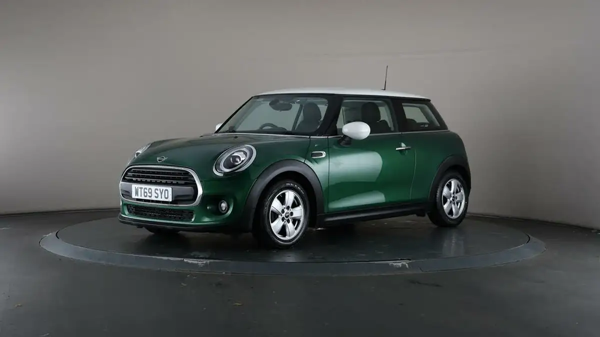 2019-mini-cooper-15-cooper-classic-hatchback-3d-big-34