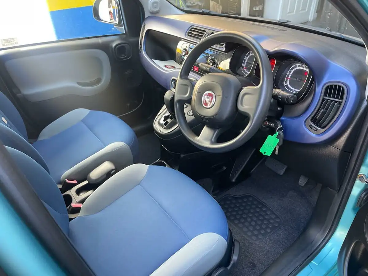 2015-fiat-panda-09-lounge-ss-dualogic-big-18