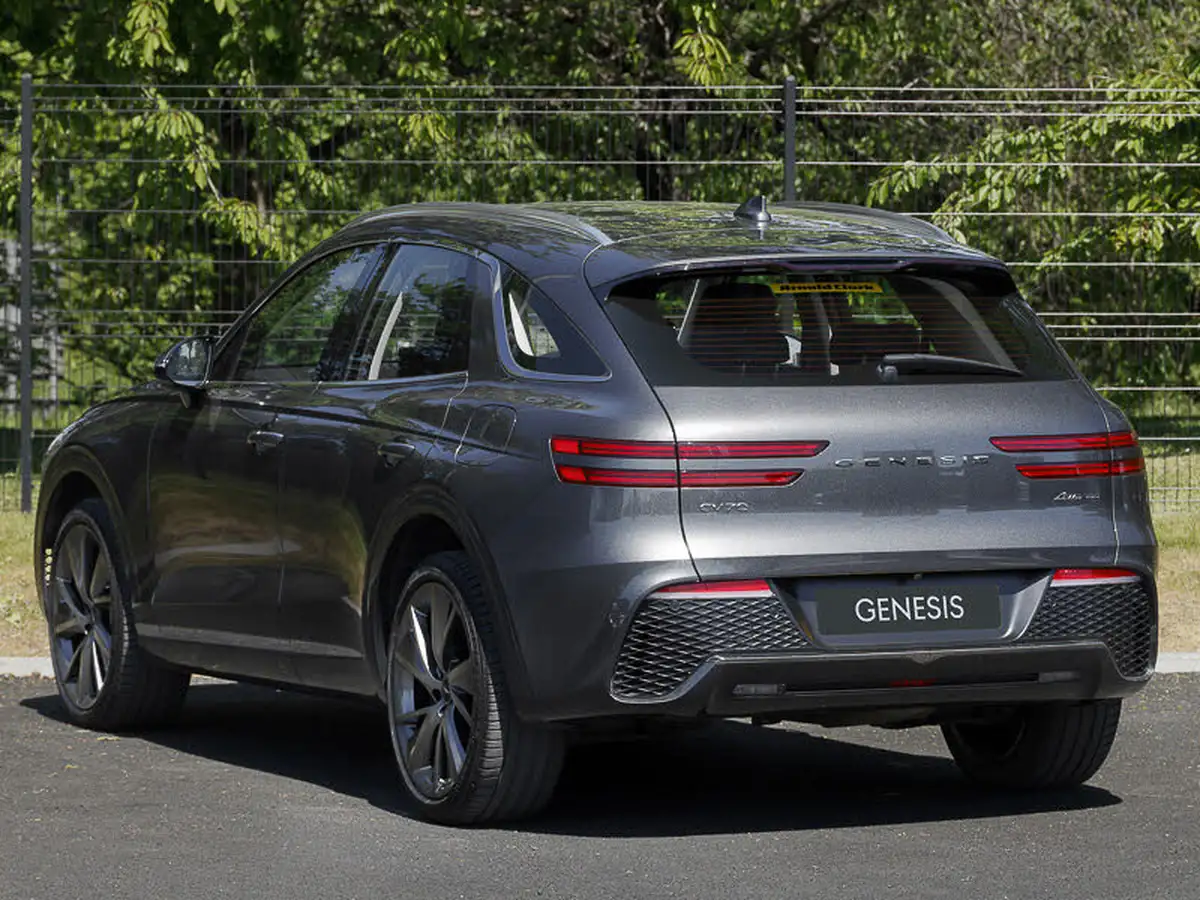 2022-genesis-gv70-22-d-luxury-line-210ps-big-1