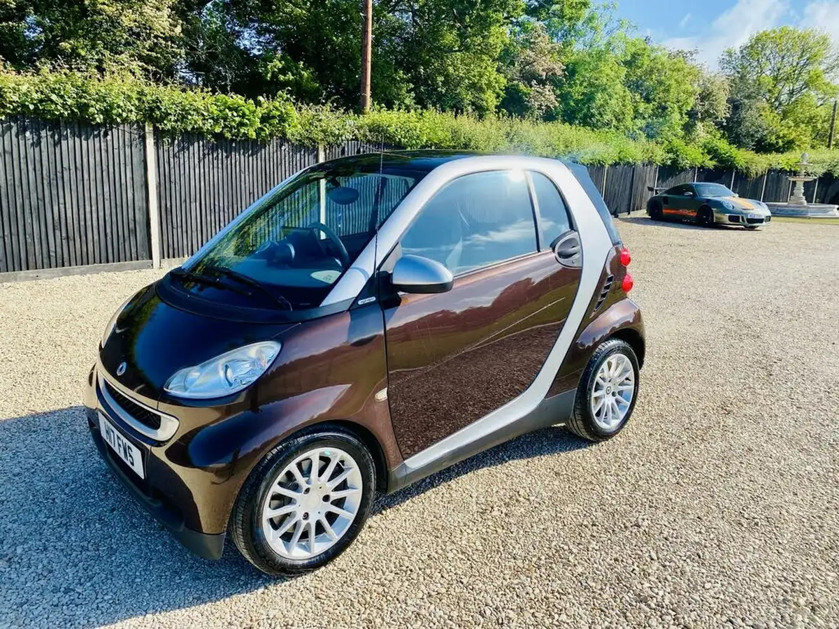 2009-smart-fortwo-10-passion-71bhp-coupe-big-3