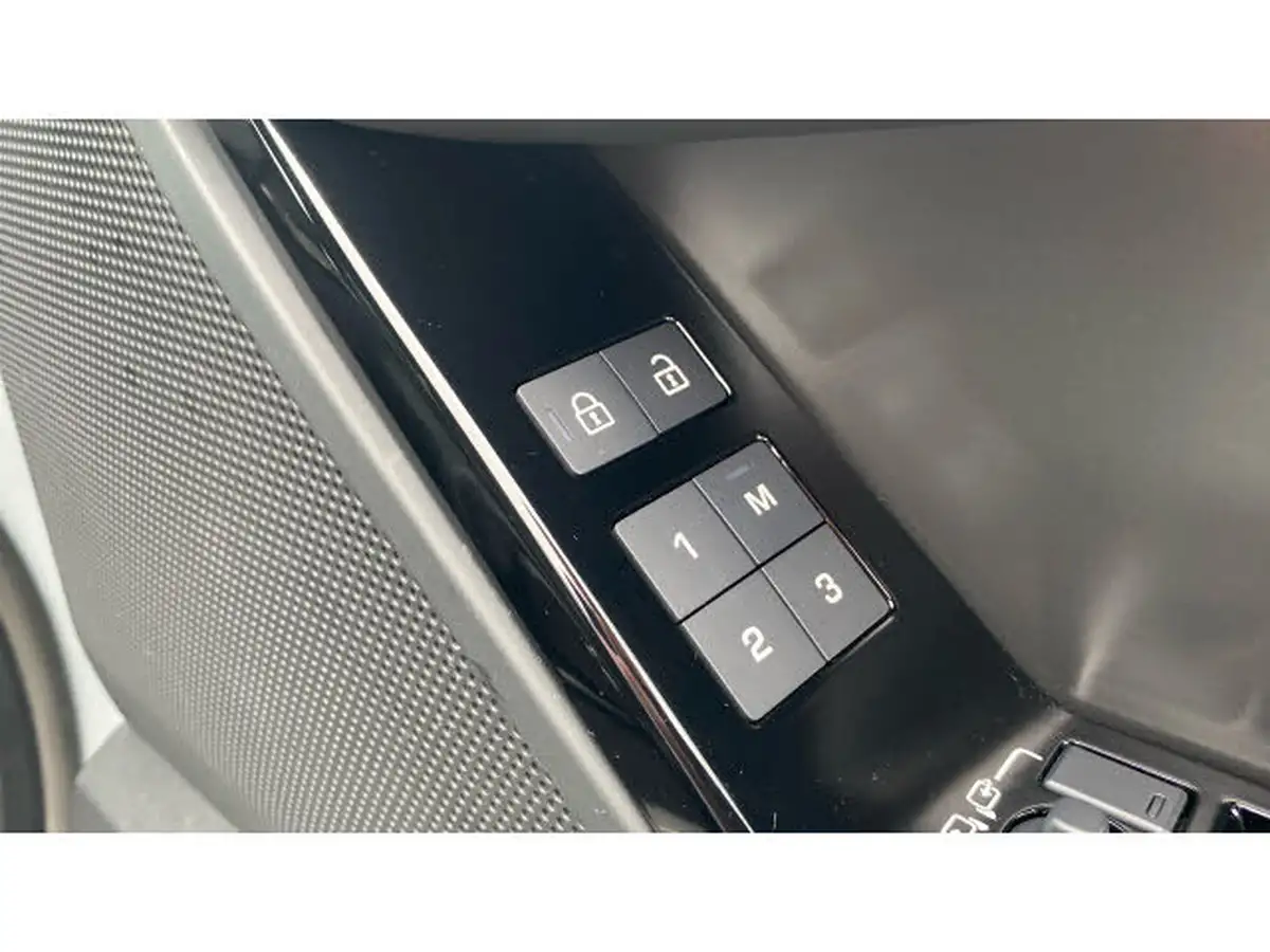 2024-land-rover-range-rover-velar-20-d200-dynamic-hse-big-44
