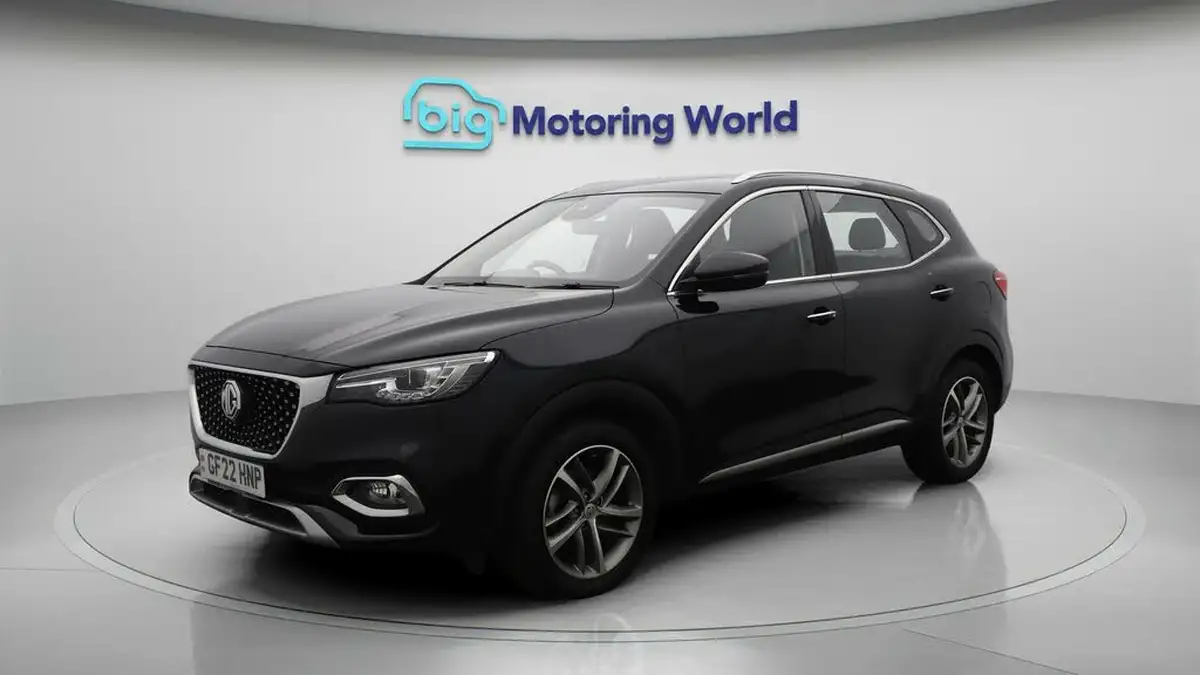 2022-mg-hs-15t-gdi-exclusive-162ps-dct-big-3