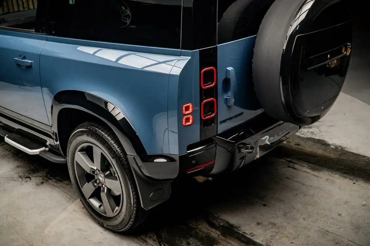 2023-land-rover-90-defender-30-d250-x-dynamic-hse-big-18