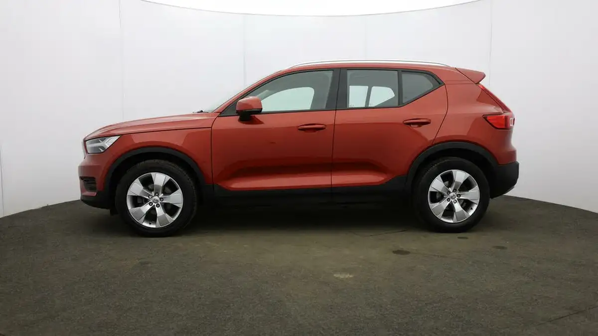 2020-volvo-xc40-20td-d3-momentum-geartronic-big-67