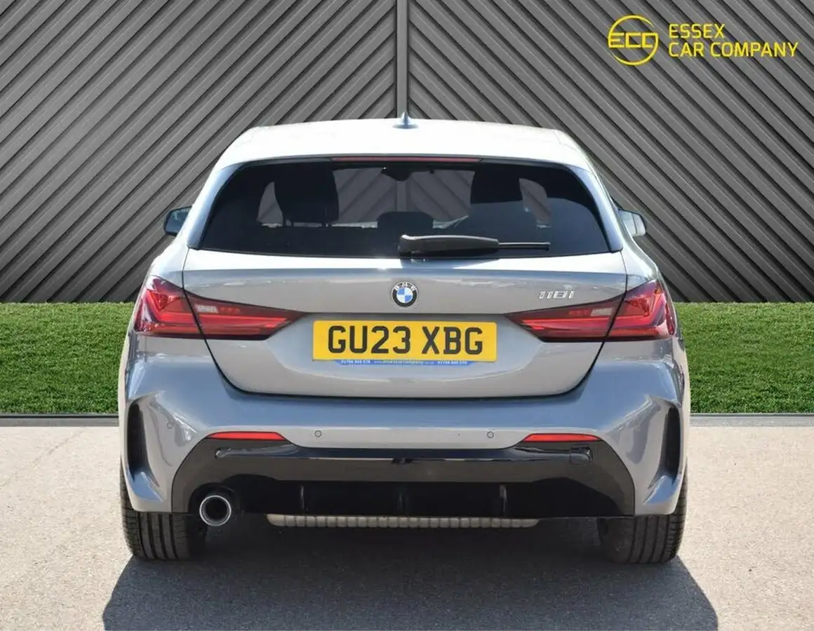 2023-bmw-1-series-15-118i-m-sport-lcp-dct-big-5