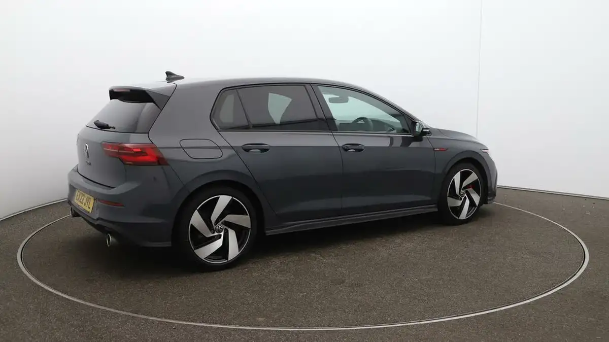 2022-volkswagen-golf-20-tsi-gti-dsg-big-46