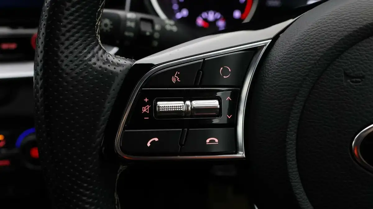 2021-kia-ceed-10-t-gdi-gt-line-big-21