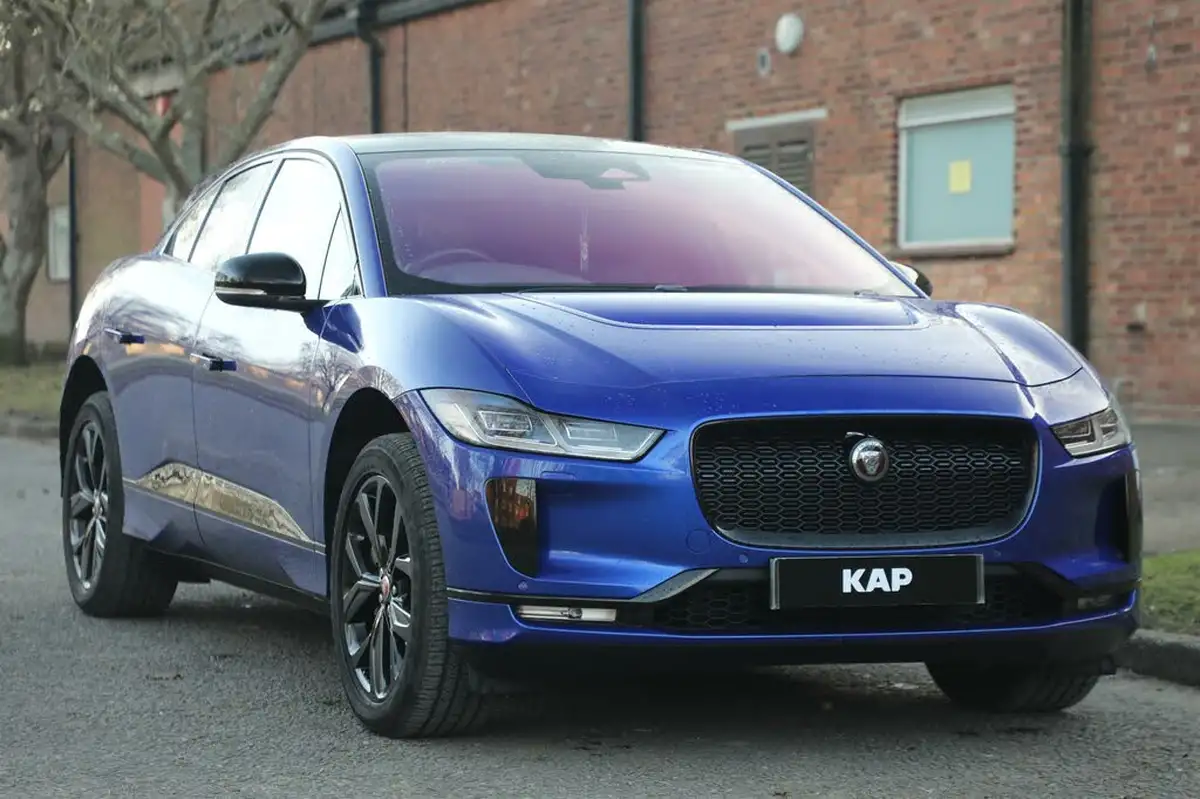 2022-jaguar-i-pace-ev400-hse-black-big-2