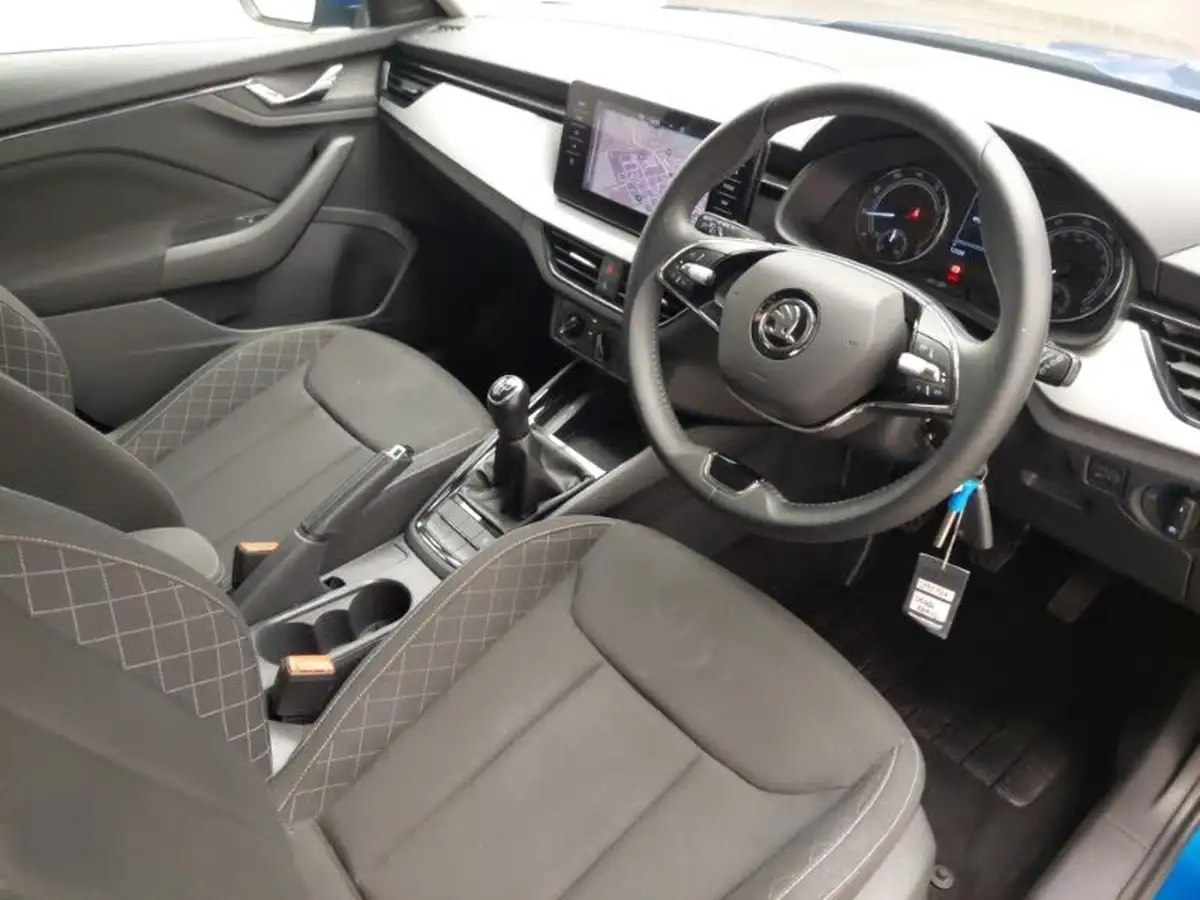 2023-skoda-kamiq-10-tsi-se-drive-95ps-big-12
