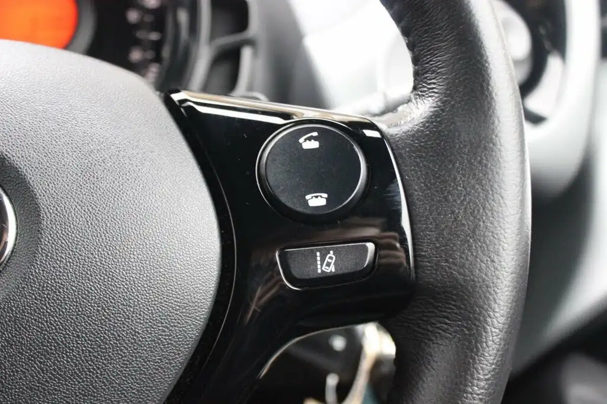 2022-toyota-aygo-10-vvt-i-x-trend-tss-x-shift-big-22