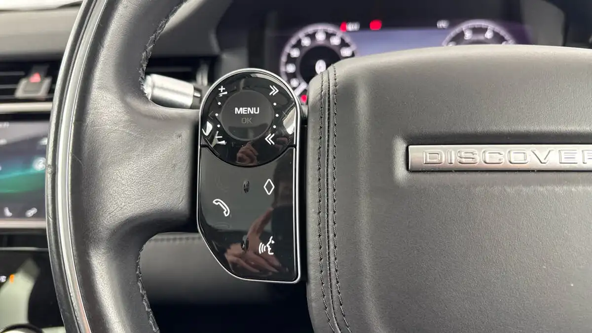 2019-land-rover-discovery-sport-20-p250-hse-big-19