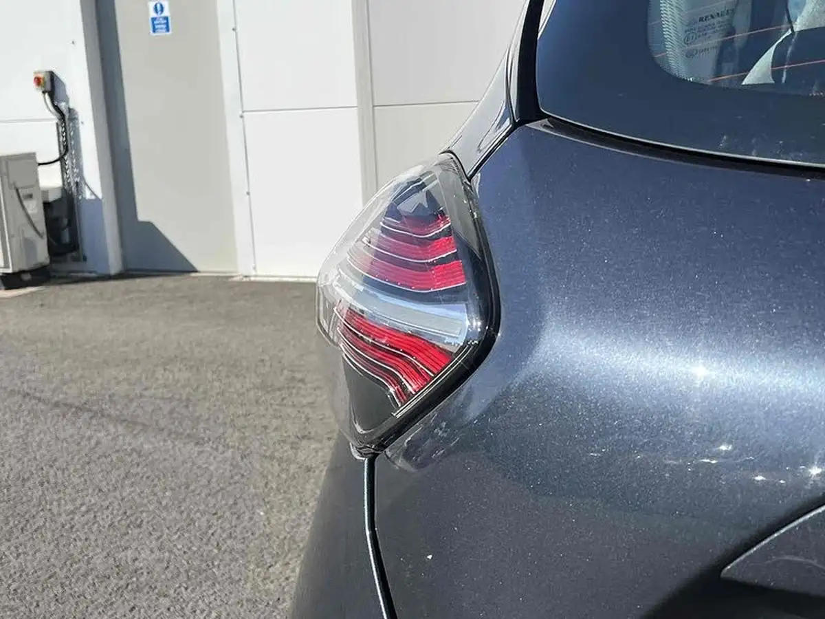 2020-renault-zoe-e-i-iconic-135ps-r135ze50-big-11