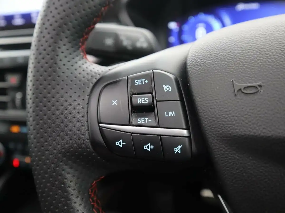 2023-ford-kuga-25t-st-line-x-edition-190ps-fhev-big-36