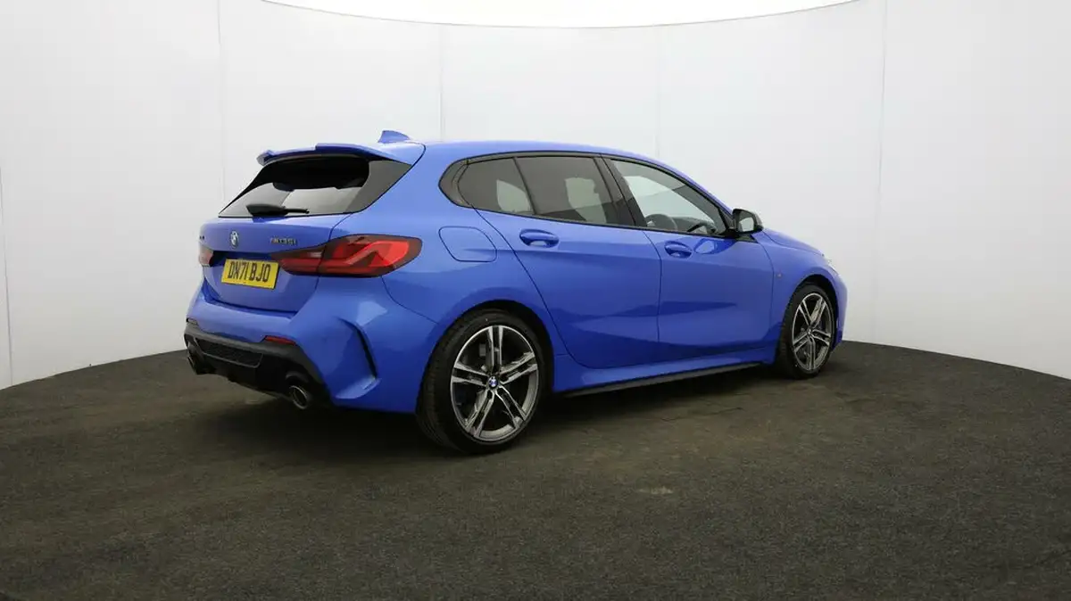 2021-bmw-1-series-20-m135i-xdrive-big-57