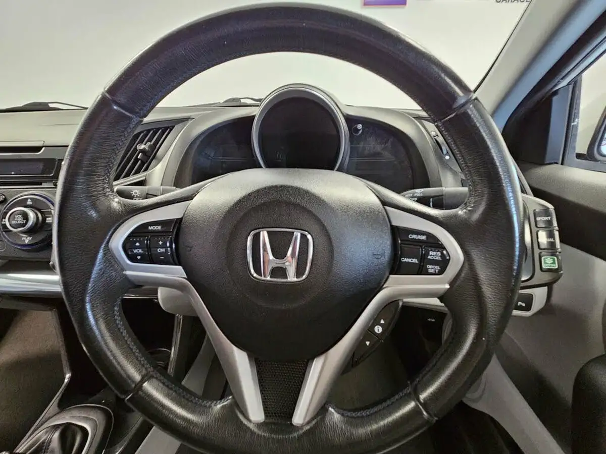 2010-honda-cr-z-15-sport-big-19