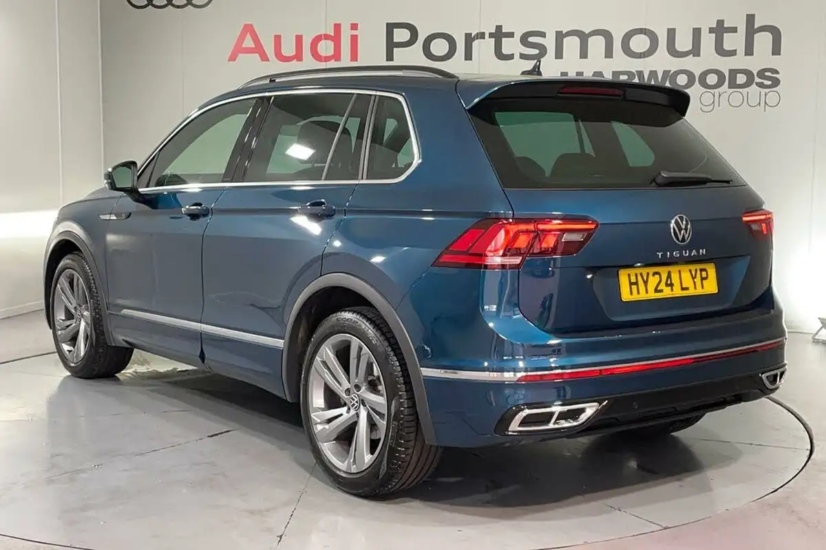 2024-volkswagen-tiguan-15-tsi-r-line-edition-big-8