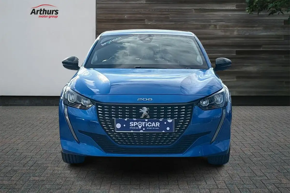 2023-peugeot-208-12-puretech-allure-premium-130ps-eat8-big-7