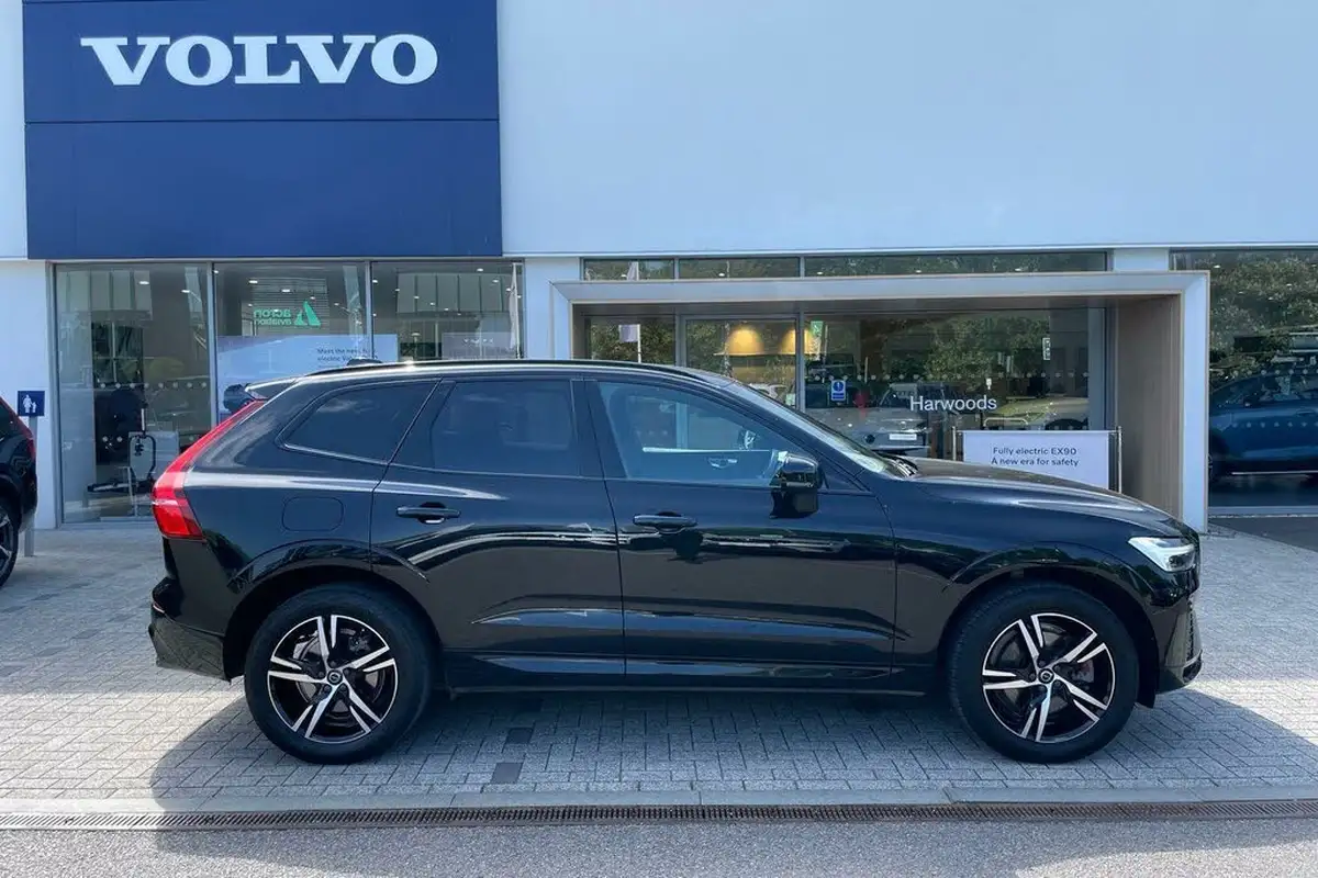 2021-volvo-xc60-20td-b4-r-design-awd-big-1