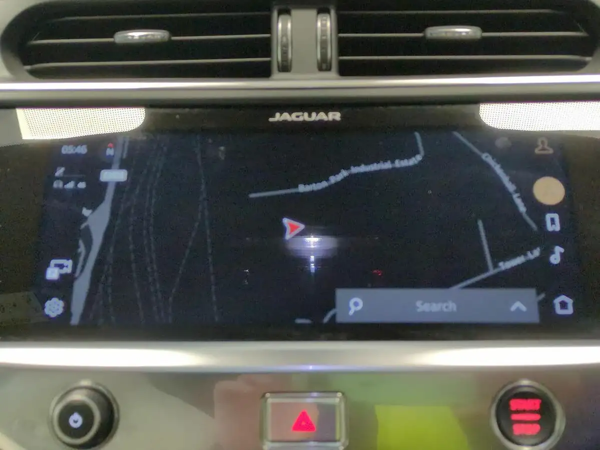 2021-jaguar-i-pace-ev400-hse-big-7