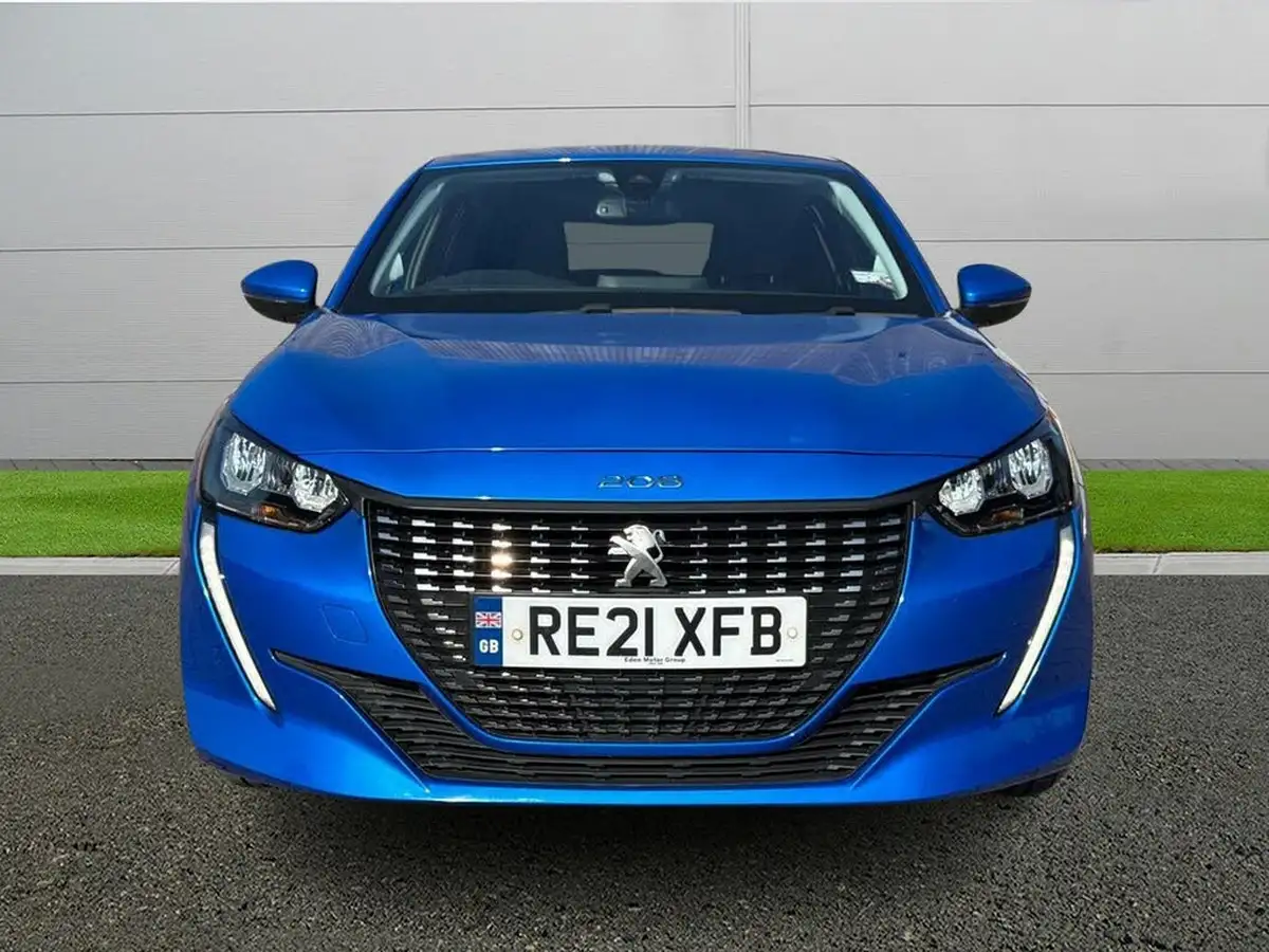 2021-peugeot-208-12-puretech-allure-premium-100bhp-eat8-big-1