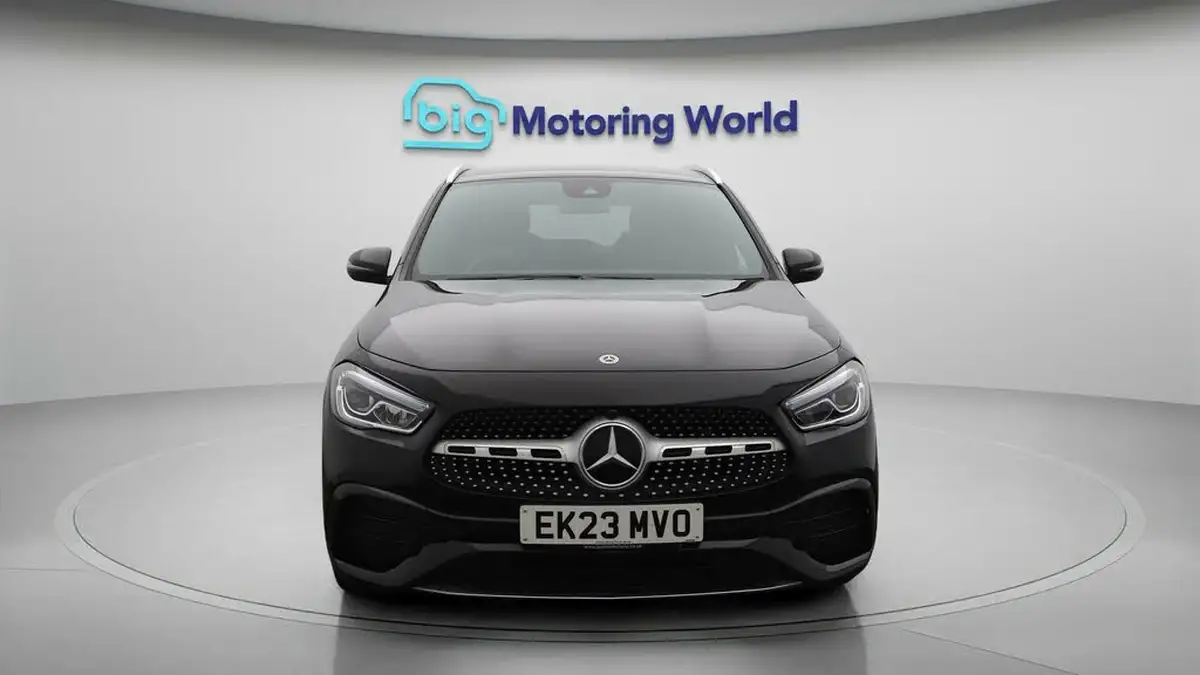 2023-mercedes-benz-gla-class-13-gla-200-amg-line-premium-station-wagon-big-2
