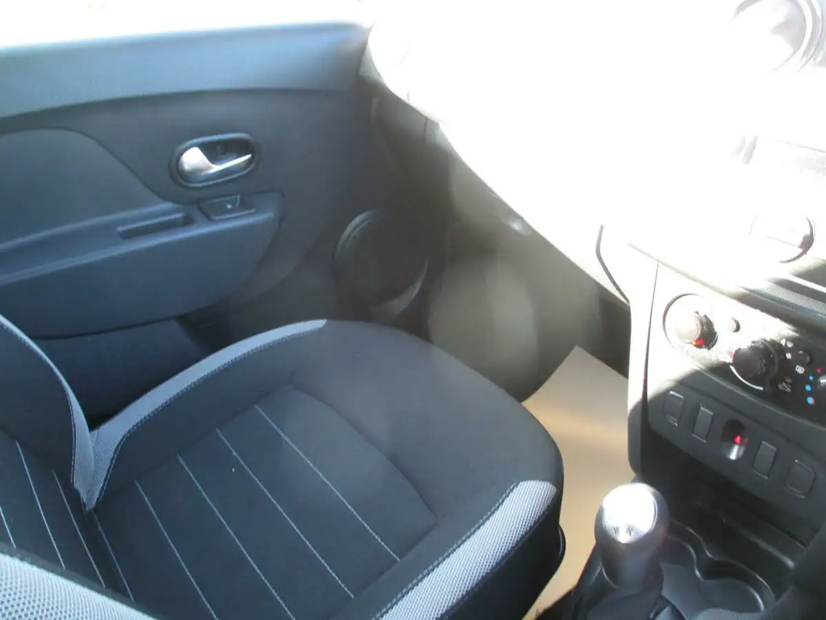 2017-dacia-sandero-stepway-09-tce-ambiance-big-22