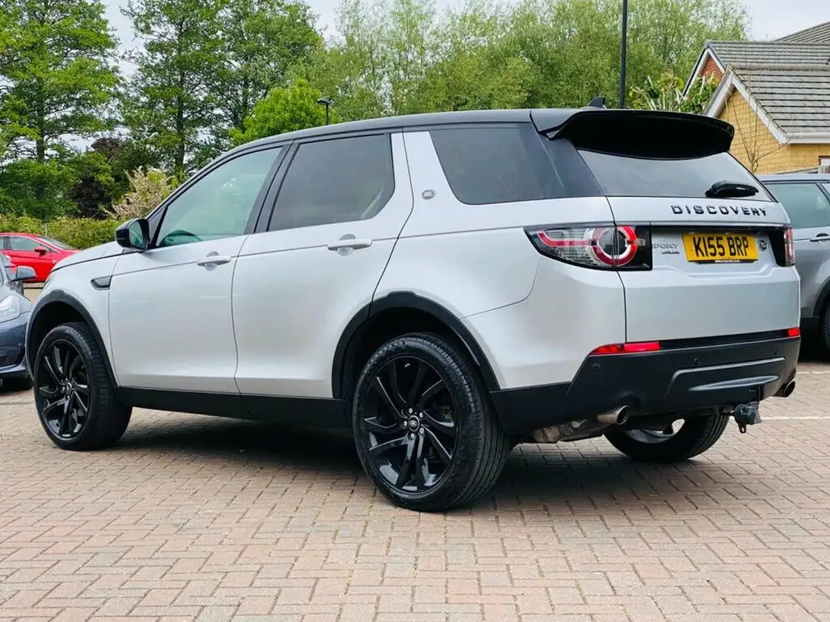 2016-land-rover-discovery-sport-20td4-hse-black-awd-ss-big-2