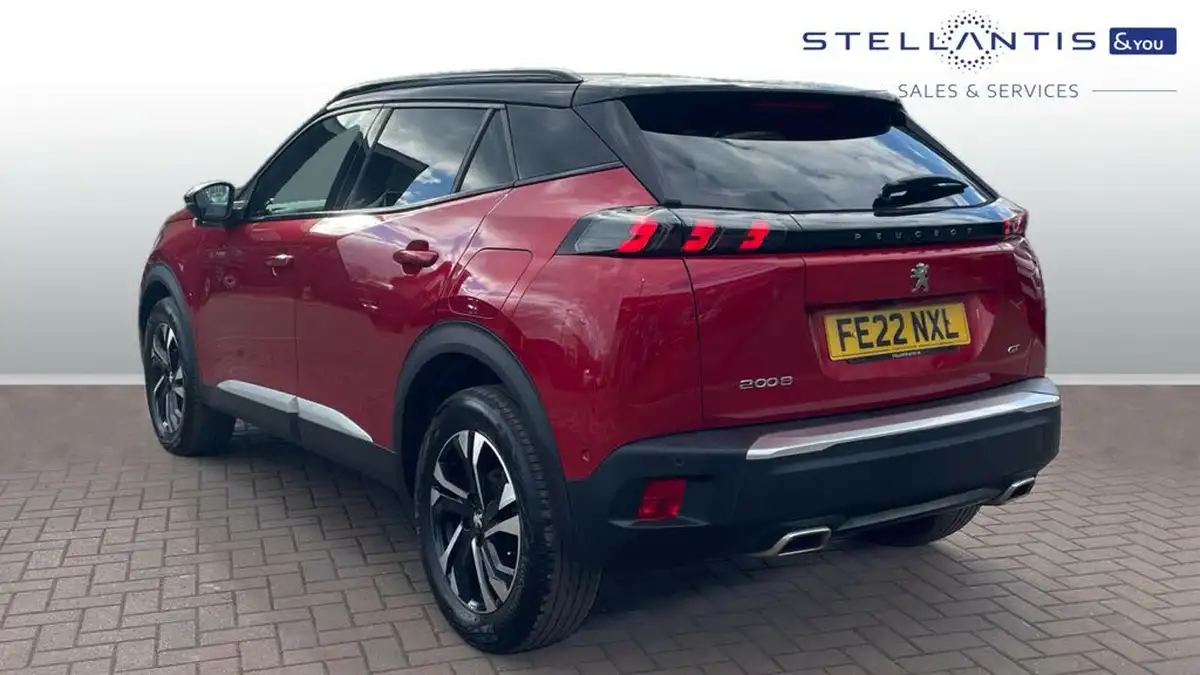 2022-peugeot-2008-suv-12-puretech-gt-big-2