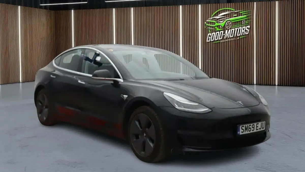 2020-tesla-model-3-e-long-range-big-2