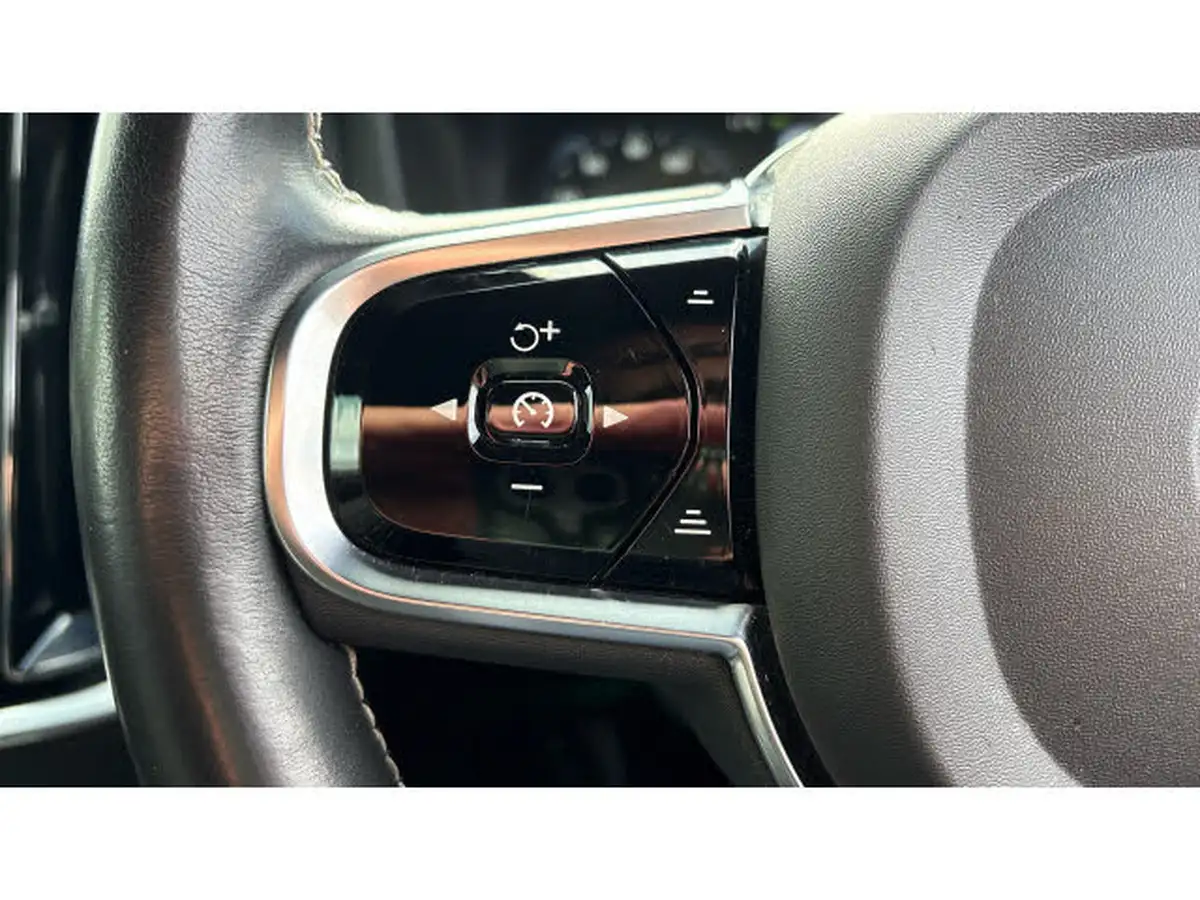 2021-volvo-v60-20-b4-r-design-big-20