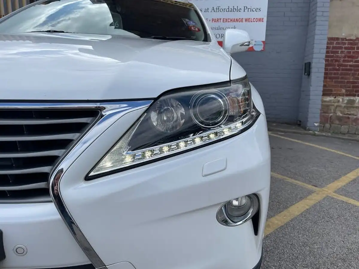 2013-lexus-rx-450h-35-luxury-big-30