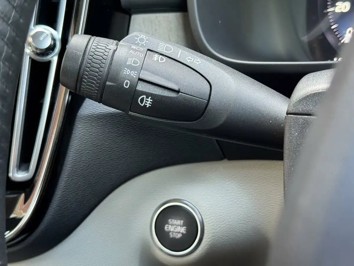 2019-volvo-xc40-20-t4-inscription-awd-big-20