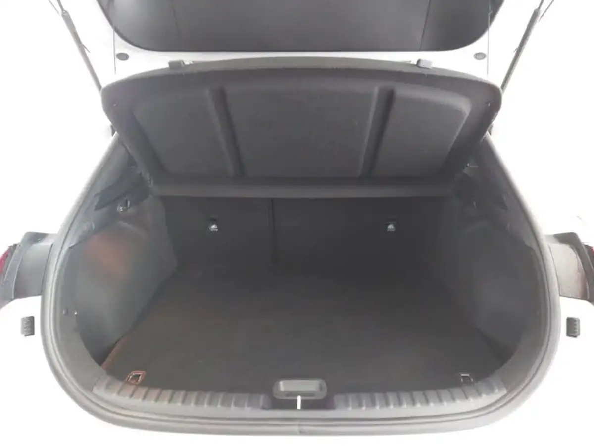 2021-kia-xceed-15-t-gdi-3-big-7