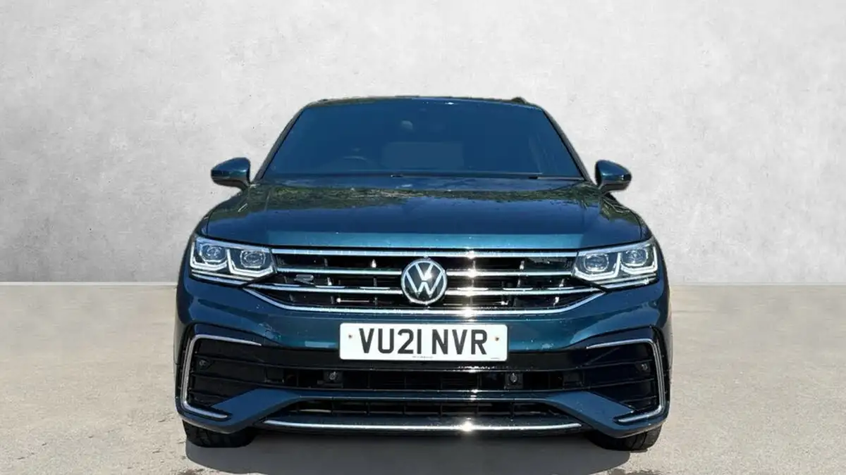 2021-volkswagen-tiguan-15-tsi-r-line-big-1