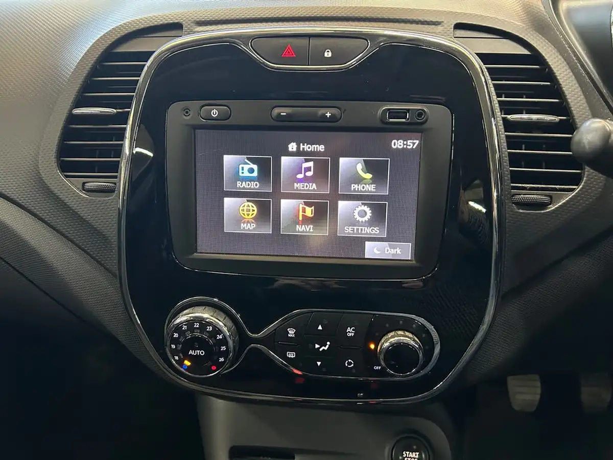2015-renault-captur-09-dynamique-big-17