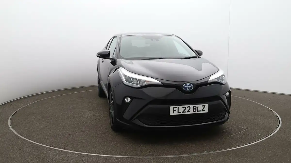 2022-toyota-c-hr-18-vvt-i-design-big-39